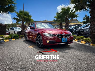 BMW 320i 